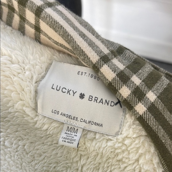 Womens Lucky Brand Flannel Jacket Plaid Sherpa Lined Green Beige Pockets Medium - Picture 3 of 7
